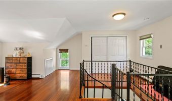 608 Black Plain Rd, North Smithfield, RI 02896