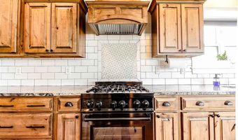 9174 207th Ave, Anamosa, IA 52205