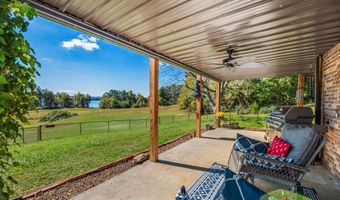 2416 Cherokee Dr, Bean Station, TN 37708