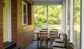 14 Luchetti Way, Andover, NJ 07860