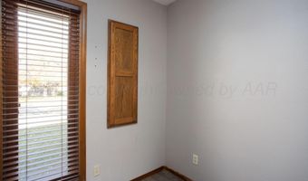 7305 QUEENS Pl, Amarillo, TX 79109