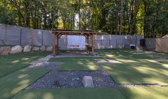 41 Wakemore St, Darien, CT 06820