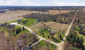 7036 Rea Ln, Almont, MI 48003