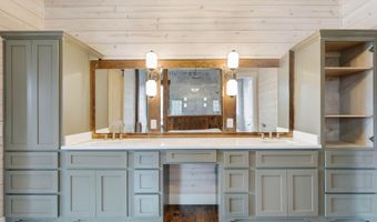 688 Luannes Way, Alexander City, AL 35010