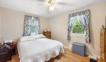 119 Falvey St, Bangor, ME 04401