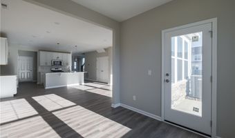 965-1 Memory Ln, Aurora, OH 44202