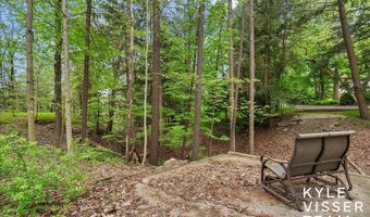1585 River Oaks Dr SE, Ada, MI 49301