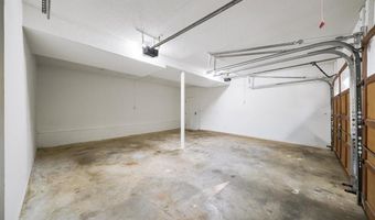 1528 Oakleaf Dr, Auburn, GA 30011