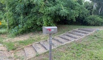726 Oglethorpe Ave, Americus, GA 31709