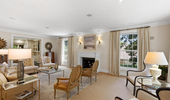 7009 LOCH LOMOND Dr, Bethesda, MD 20817