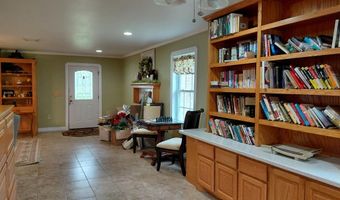 1231 C/R 201A, Angleton, TX 77515