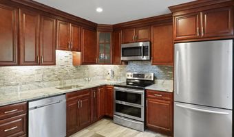 33 W DEL RAY, Alexandria, VA 22301