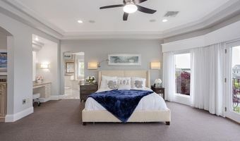 126 Cliff Dr, Narragansett, RI 02882
