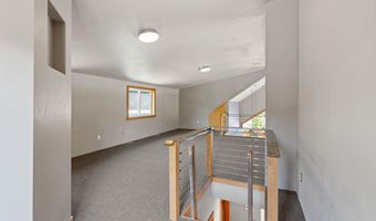 30 Steinman Dr, Ashland, OR 97520