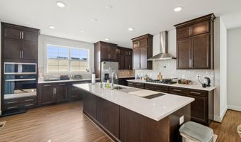 42051 NIGHT NURSE Cir, Ashburn, VA 20148