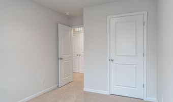 205 Maddox Dr, Aberdeen, NC 28315