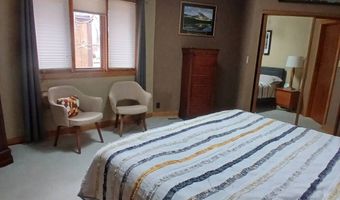 76 Lakeview Cir, Alma, KS 66401