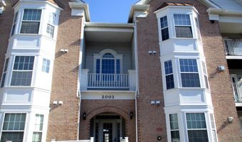 2003 PHILLIPS Ter 6, Annapolis, MD 21401