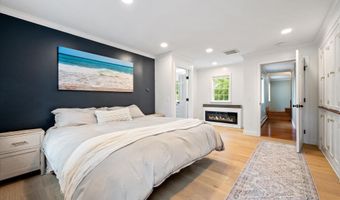 43 Darling Parke Dr, Bangor, ME 04401
