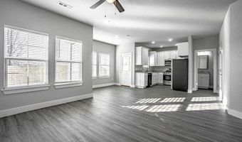 3101 SW Garrison Ln B, Bentonville, AR 72712