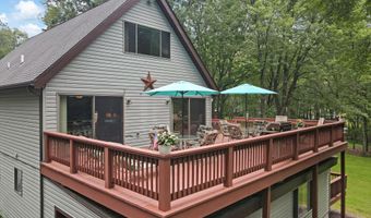 11 Carmen Gln, Albrightsville, PA 18210