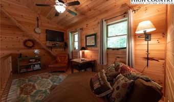 80 Dana Dr, Bakersville, NC 28705