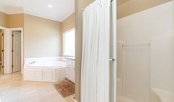 4533 La Costa Dr, Albany, GA 31721