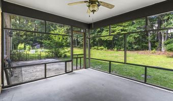 2106 Davie Ln, Camden, SC 29020