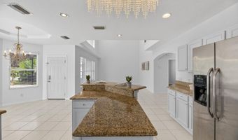 7711 Nottinghill Sky Dr, Apollo Beach, FL 33572