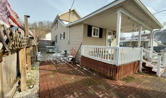 51 N River St, Auxier, KY 41602
