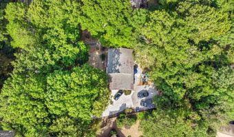 813 Lakeshore Dr, Berkeley Lake, GA 30096