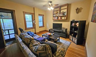 30 Chapin St, Brattleboro, VT 05301