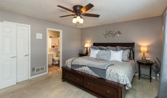 6485 Barberry Dr, Avon, IN 46123