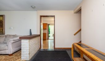 40581 N Sunset Dr, Antioch, IL 60002