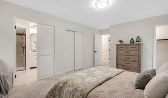 1254 Jade Wind Cir, Ballwin, MO 63011