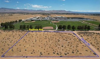 35 Tenaya Rd, Apple Valley, CA 92307