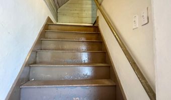 23 Holland St, Bangor, ME 04401