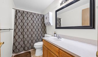 42020 FOREST COURT Ln, Astoria, OR 97103