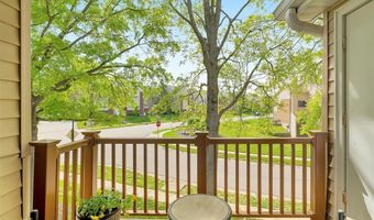 1316 Holgate Dr G5, Ballwin, MO 63021