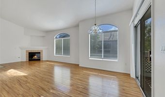 700 CARNEGIE St 2122, Henderson, NV 89052