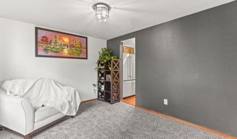 16056 NW TELSHIRE Dr, Beaverton, OR 97006