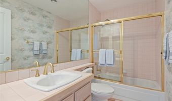 8275 Round Hills Cir, Las Vegas, NV 89113