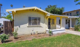 911 N Dos Robles Pl, Alhambra, CA 91801