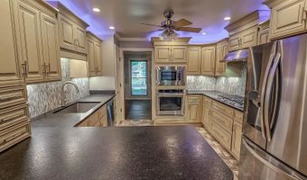 3223 WOLSTENHOLME Dr, Bartlett, TN 38133