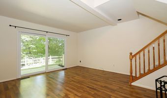 54 Idlewood 54, Bethel, CT 06801