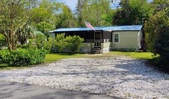 250 Bobby Cato St, Apalachicola, FL 32320
