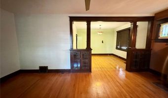 439 E 8th St, Alton, IL 62002