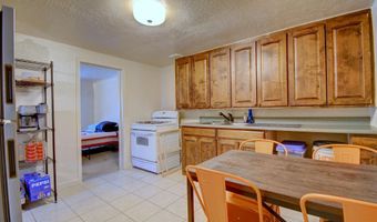 2908 Carlton St NW, Albuquerque, NM 87107