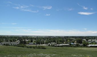 826 SKYLINE Dr, Cheyenne, WY 82009