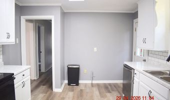 121 S COX St, Bastrop, LA 71220